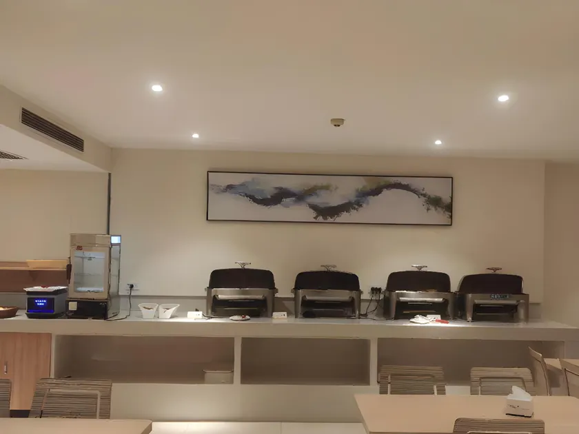 City Comfort Inn Tianmen Luyu Food Street - Image 1