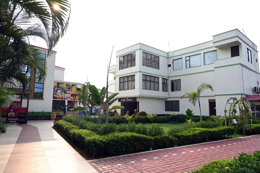 BARGA FOREST INN - Image 1