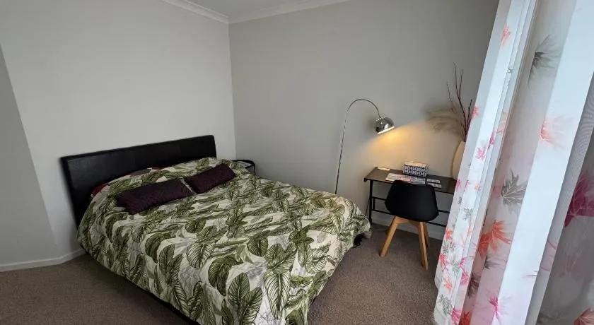 Quite and Cozy Room - Image 1