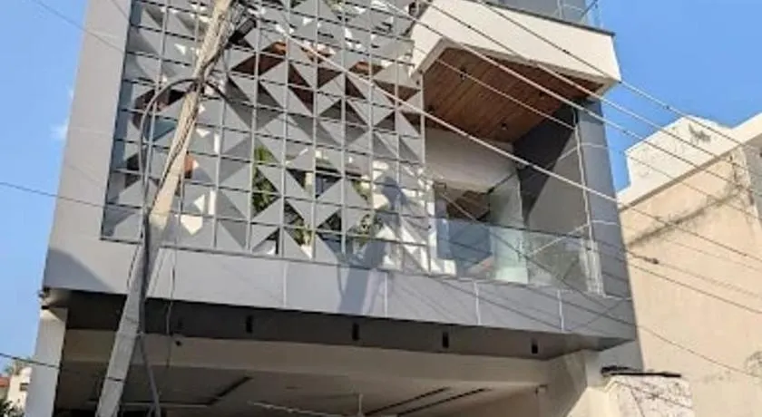Ishwar Bharti Apartments - Image 1