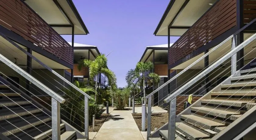 Modern 2 Bedroom Apartment Karratha - Image 1