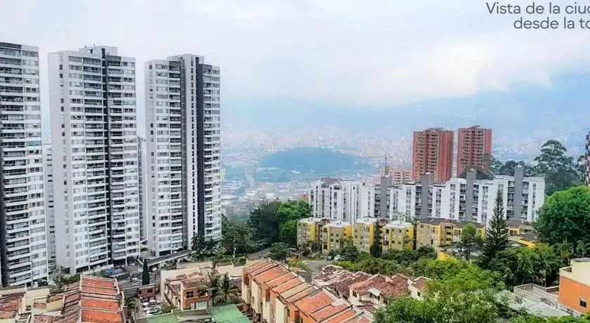 RentalsOP AN01 Apto cerca al lleras con balcon y piscina climatizada, cerca a provenza, ubicado min del aeropuerto - Image 1