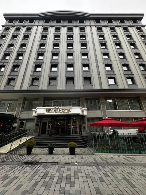 The Revia Square Hotel - Image 1