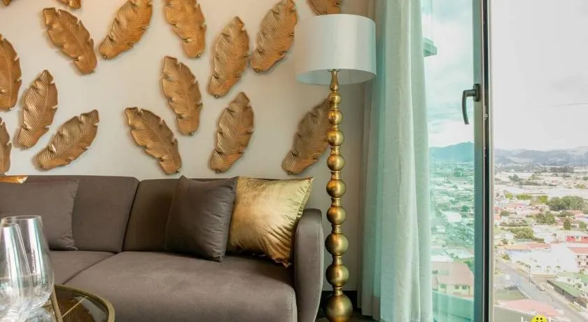 Golden Room Secrt Sabana AC - Image 1