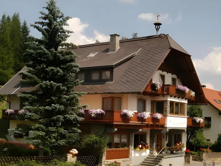 schaus Lüftenegger - Apart-Zirbenpension - Image 1