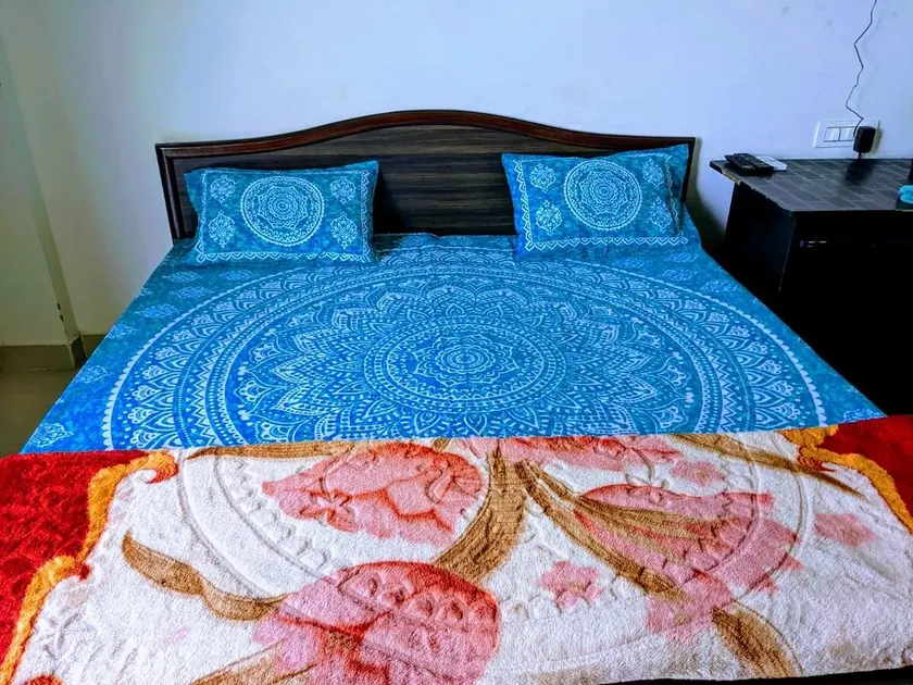 Private Room with Kitchen in Rishikesh - Image 1