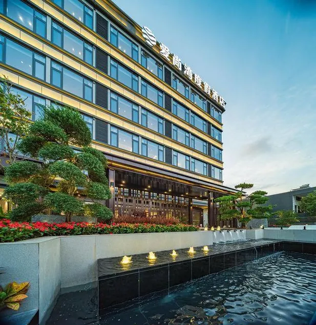 Aishangwan Resort (Lingshui Monkey Island Wharf) - Image 1