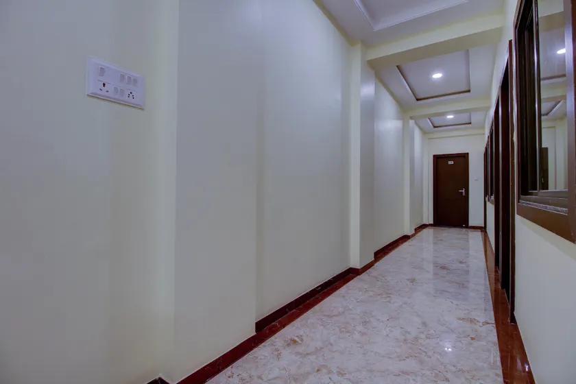 Hotel O The Shloka - Image 1