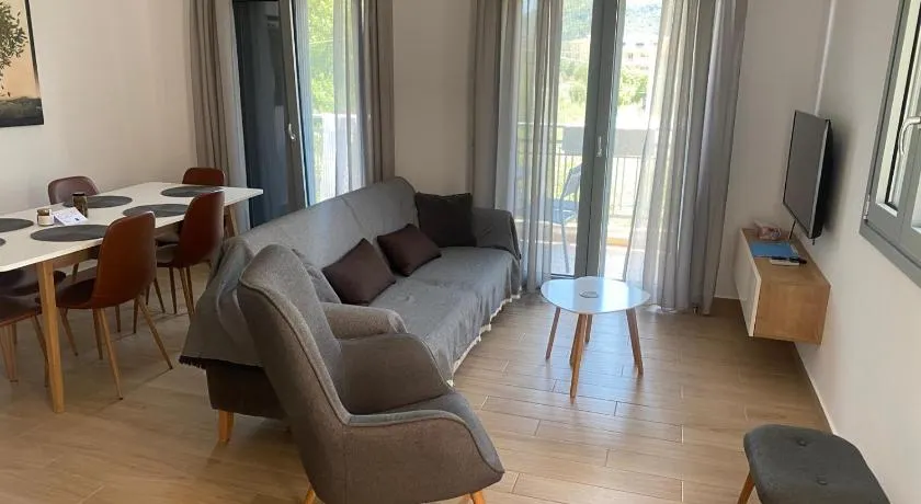 Anesi Vista Apartment - Image 1