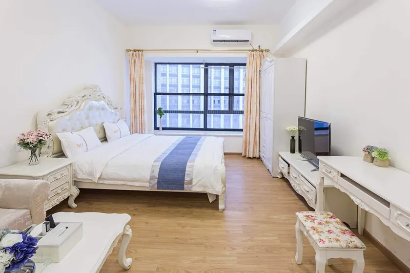 Amy Apartment (Foshan Ceramic City Green Island Plaza Branch) - Image 1