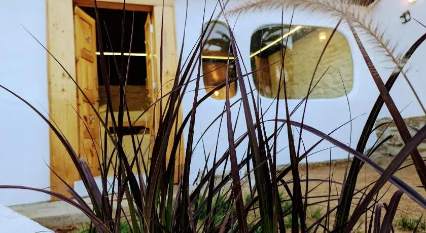 Cob House - Image 1