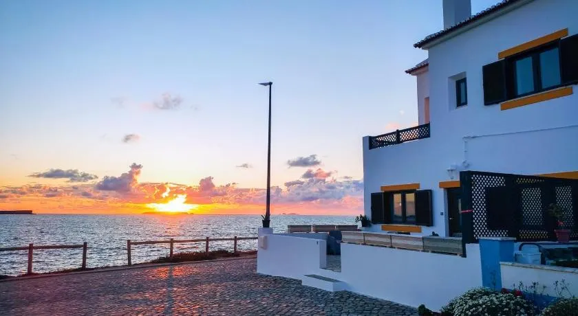 Pequena Baleia - Image 1