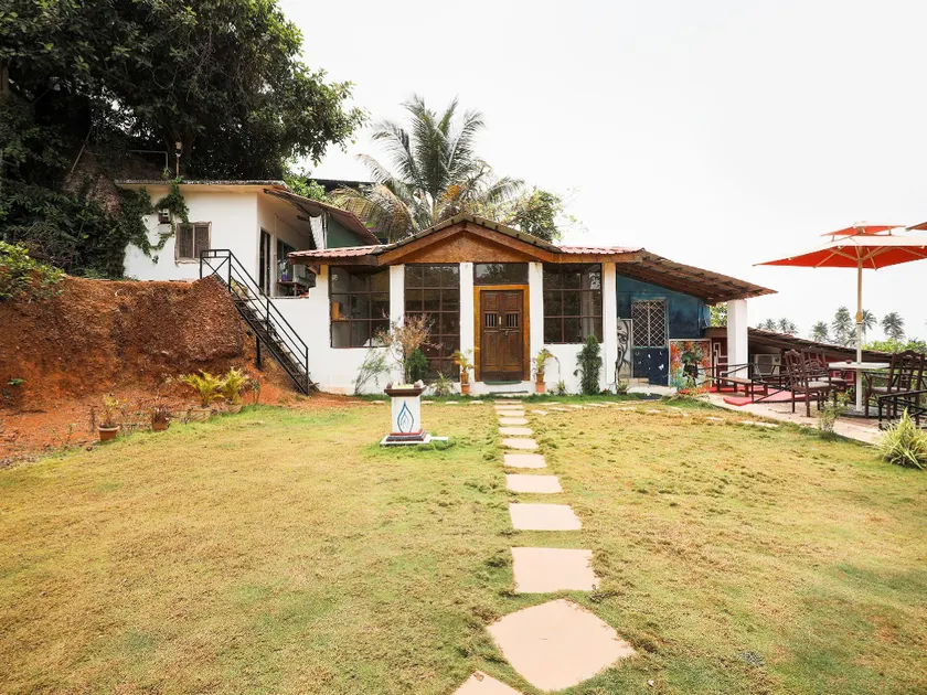 SPOT ON 35727 Hotel Vrinda - Image 1
