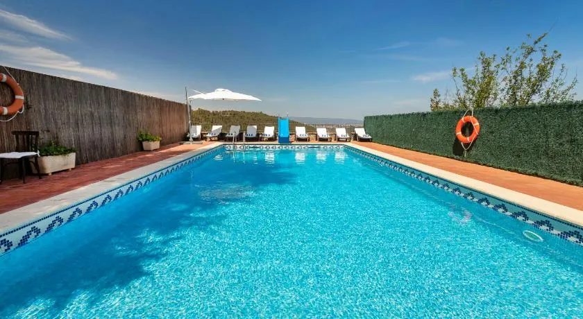 21 Sleeps Private Pool Villa & BBQ Near Barcelona - Image 1