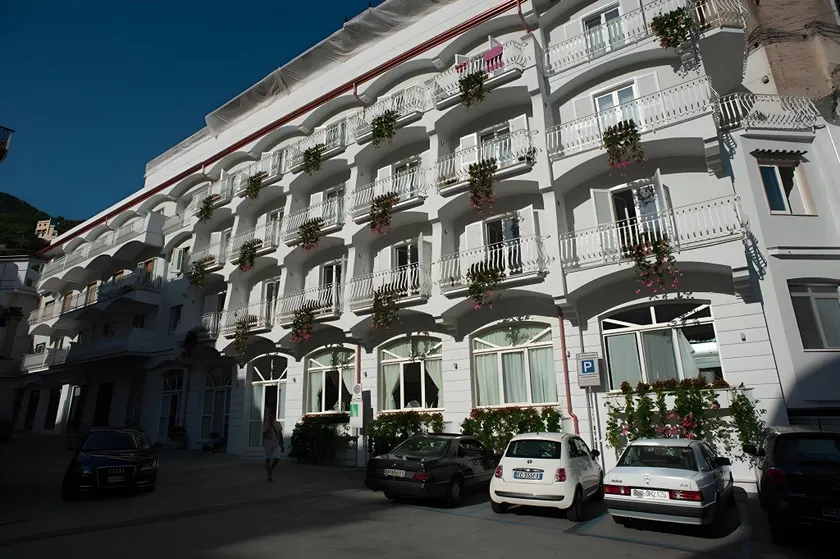 Minori Palace - Image 1