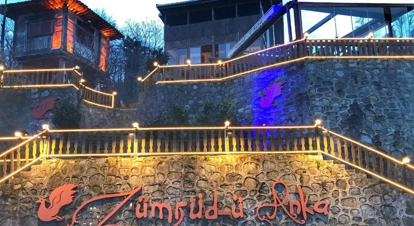 Zümrüdüanka Otel - Image 1