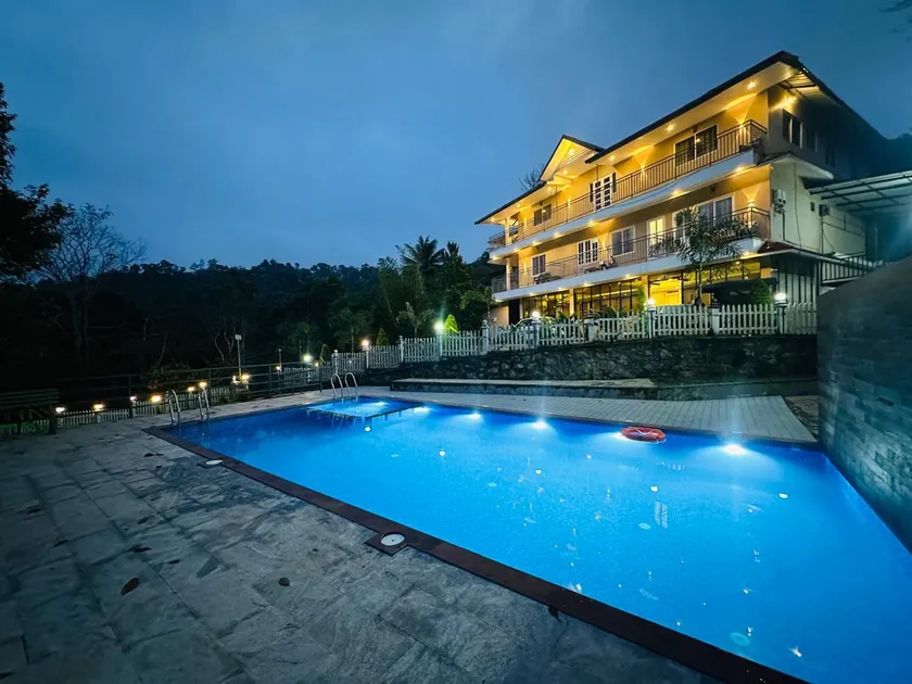 Casa Amari Plantation Resort Munnar - Image 1