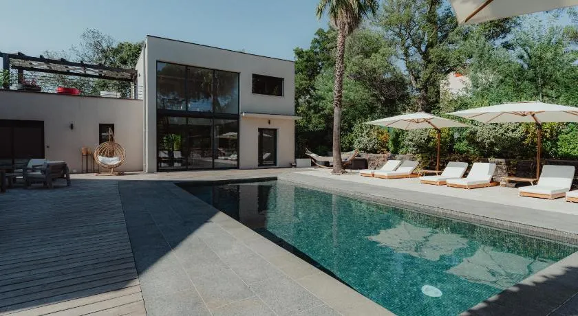 Villa Ryx avec piscine, vue mer, Wi-Fi et climatisation - Image 1