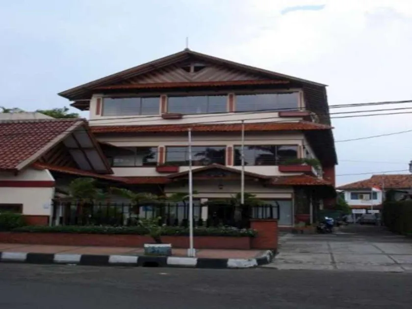 Kenangan Bandung Hotel - Image 1