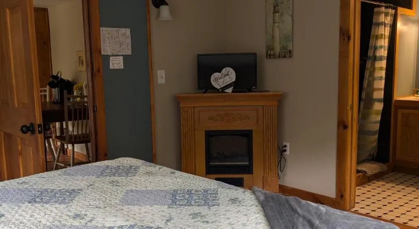 Logged Inn - Image 1