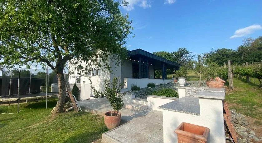 Terra Toscana Apartman 9600,Sárvár Felső-Sótonyi ut 20 - Image 1
