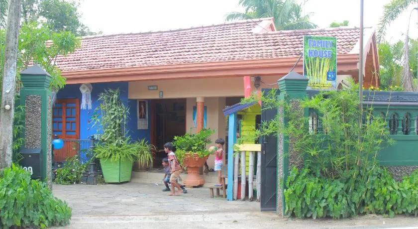 Familyhouse - Image 1