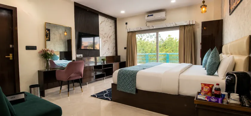 Hotel Assi Avenue - Image 1