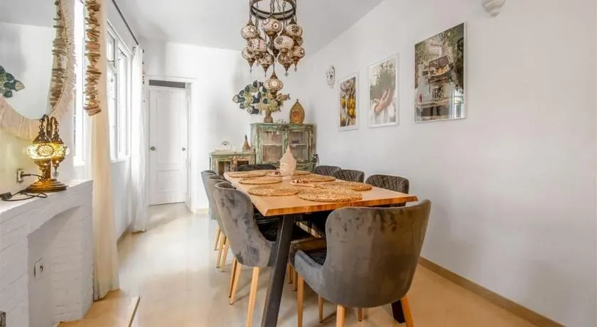 Charming 2BR Getaway in Maro- Newly renovated - Image 1
