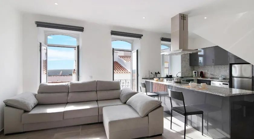 Traditional 3 bedroom apartment - Image 1