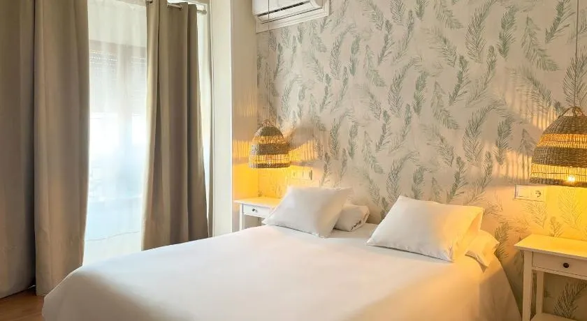 Hotel Plaza Mayor - Image 1
