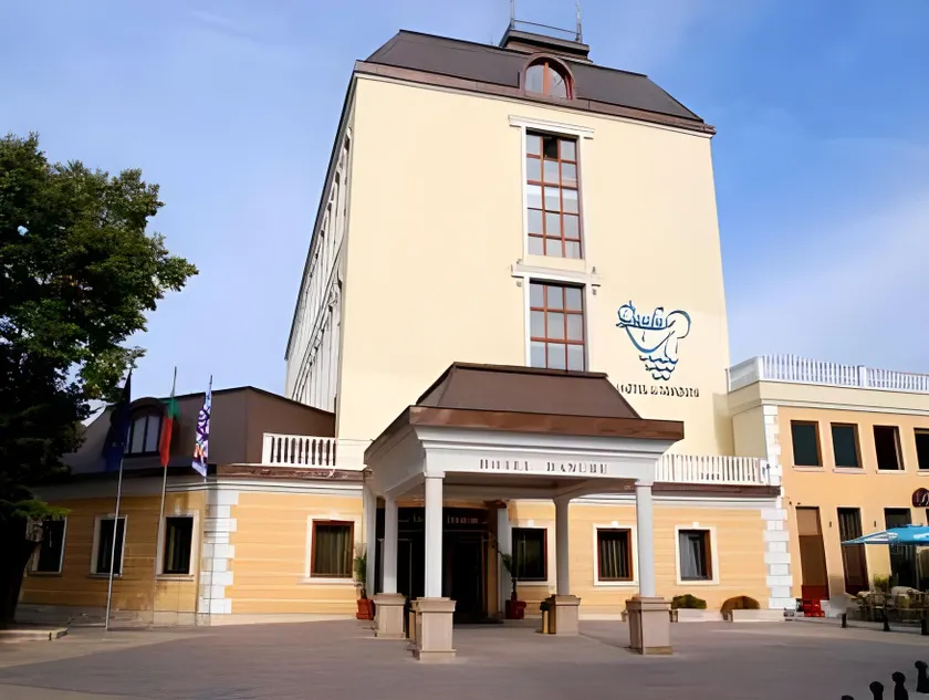 Danube Hotel & Spa - Image 1