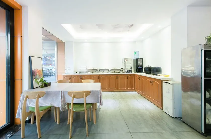 junyi hotel（Wuxi East Station Store） - Image 1
