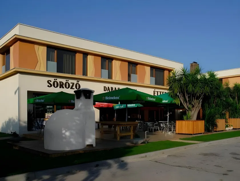 Dabas Hotel - Image 1