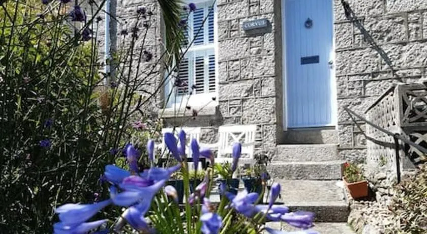 Corvus - Beautiful cottage half a mile from Mousehole - Image 1
