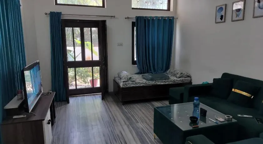 Hotel Orient Dev Palace - Image 1