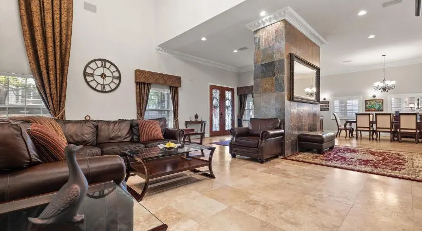 Luxury Mason Villa Tampa Bay - Image 1