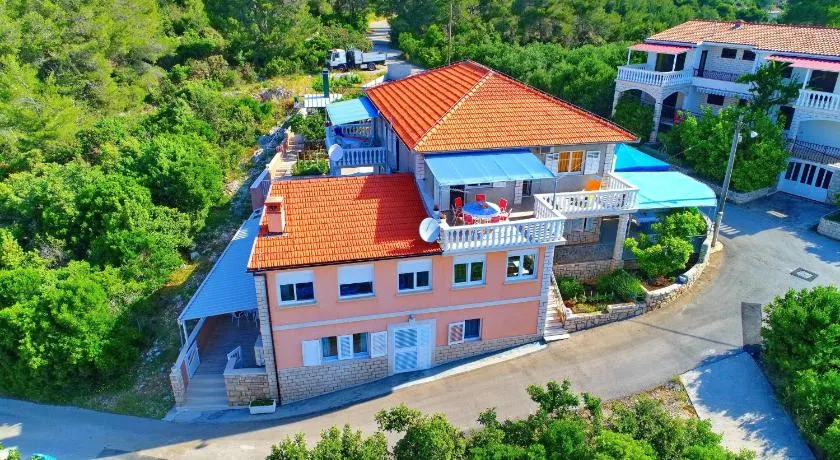 Apartments Villa Marijana - Image 1