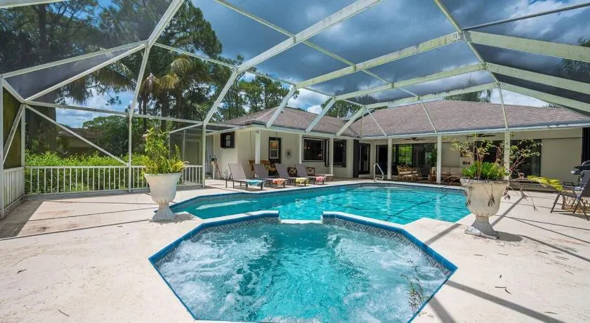 Jupiter Farms Country Estate with Pool Spa Lakefront - Image 1
