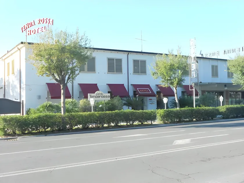 Hotel Tenda Rossa - Image 1