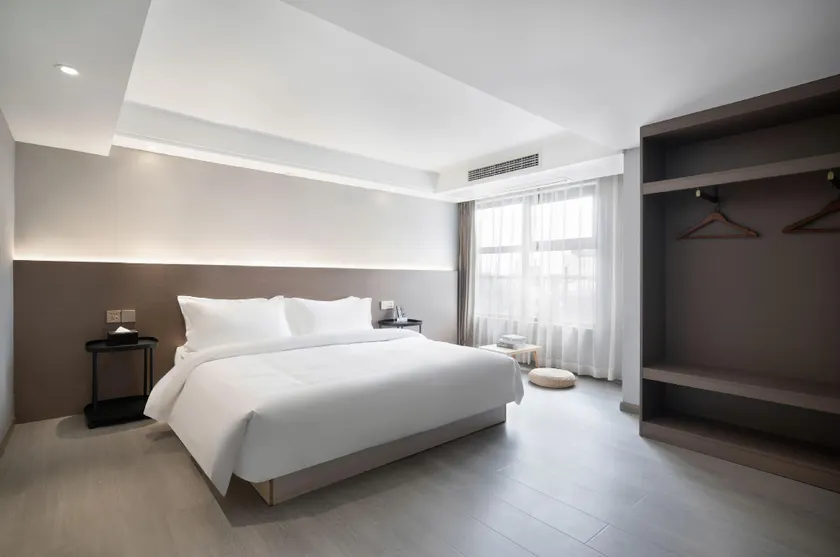 Jinbei Art Hotel (Immigration Plaza Branch) - Image 1