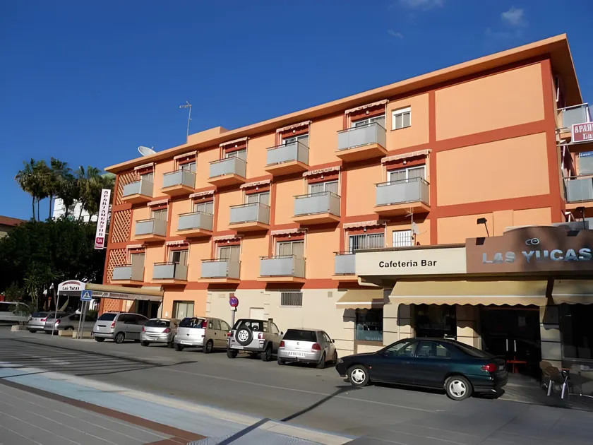 Apartamentos Turisticos Las Yucas - Image 1