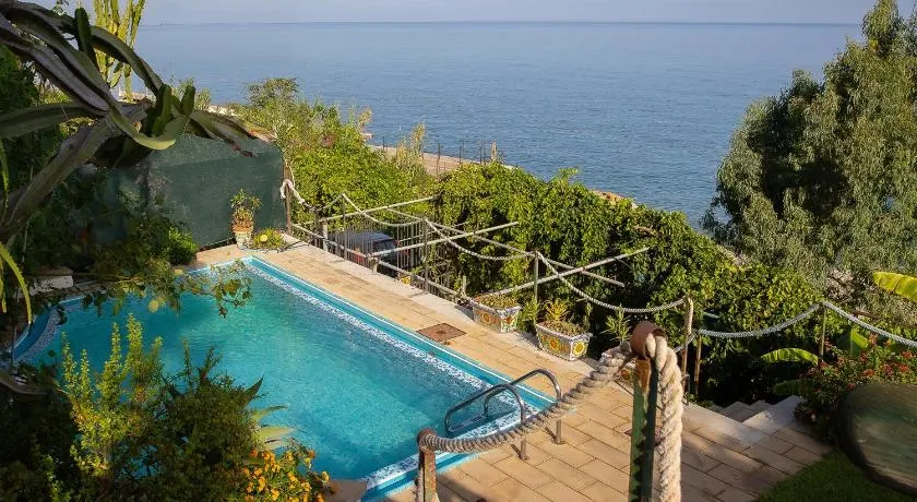 Villa 'Con Piscina Vista Mare' mit Meerblick, Pool, Garten und haustierfreundlich - Image 1