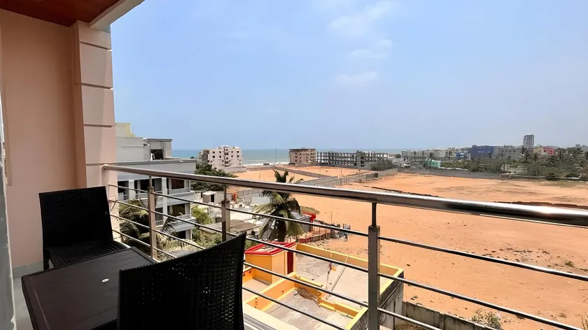 Goroomgo Hotel Aradhya Near Light House Sea Beach Puri - Image 1