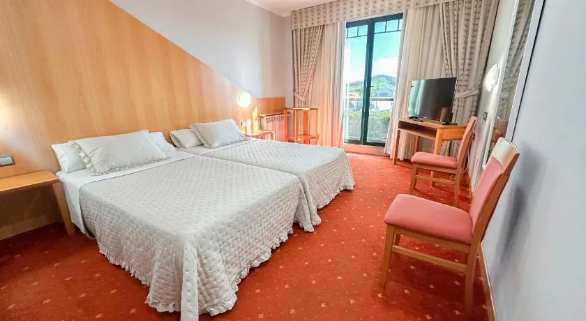 Hotel Mirador de Gornazo - Image 1