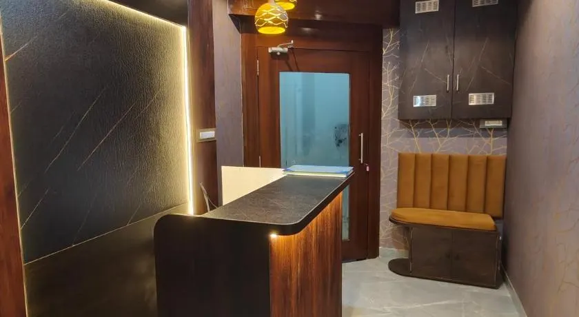 Hotel Regal Gate - Image 1