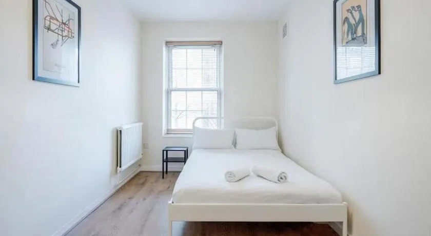 APlaceToStay Central London Apartment, Zone 1 CAR - Image 1