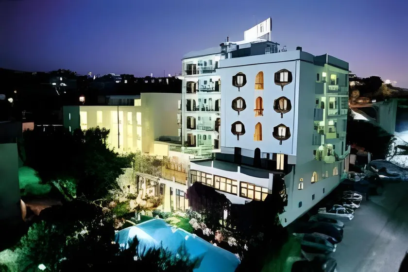 Hotel Degli Aranci - Image 1