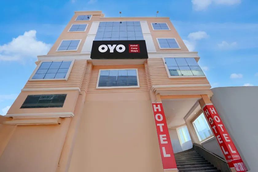 Hotel O COZY STAY HOTEL - Image 1