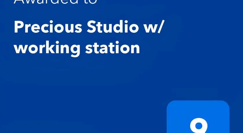 Precious Studio w/ working station - Image 1