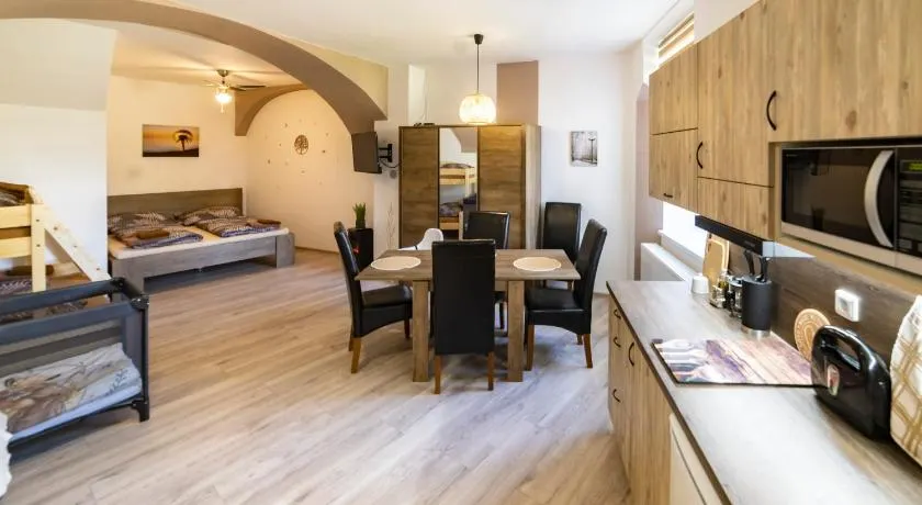 Apartmány Nežárka a privátní wellness - Image 1